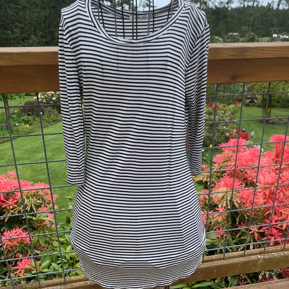 Heart & Hips Medium Black & White Striped 3/4 Sleeve Dress